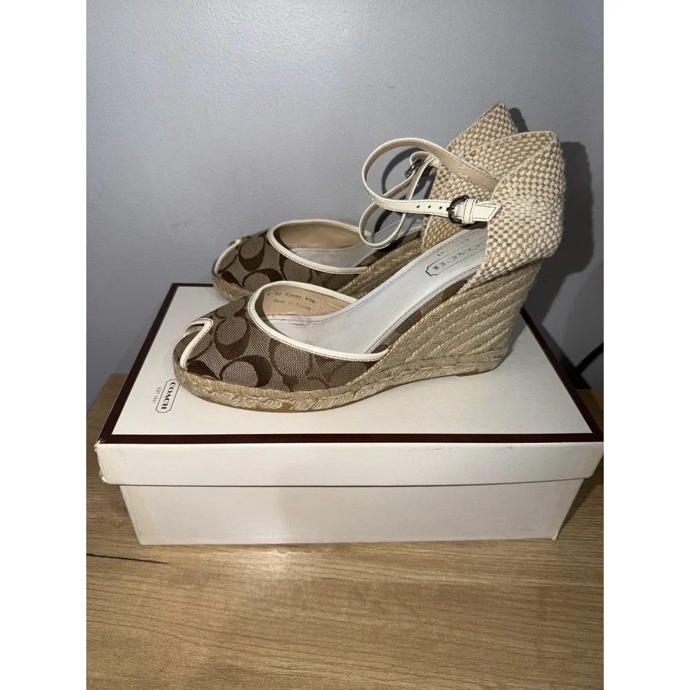Coach Kimmy Wedge Sandals Khaki Gold Signature Size 8 Espadrille Straw Heels
